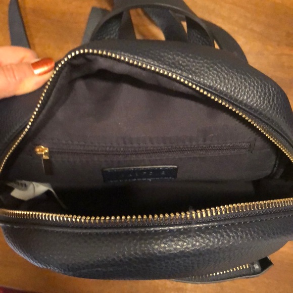 Small backpack - Picture 7 of 8